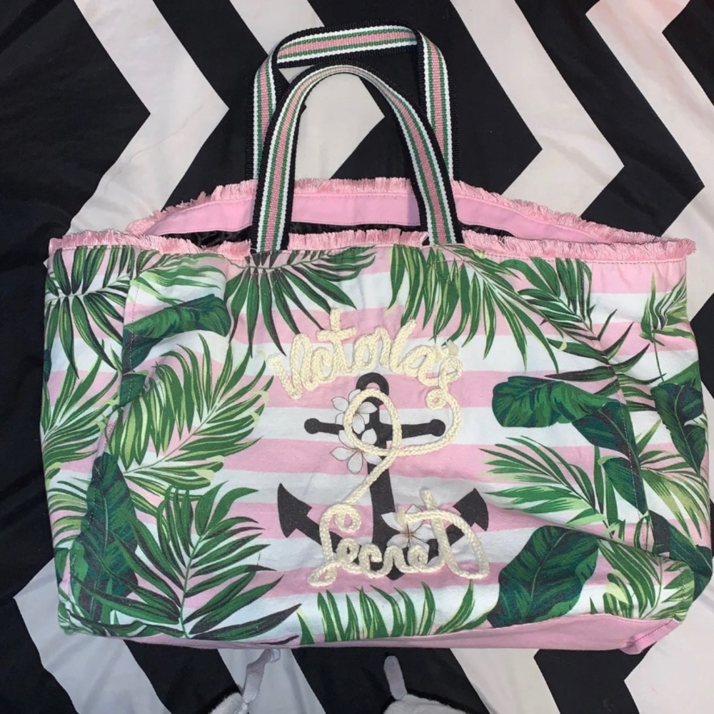 Vs pink bag